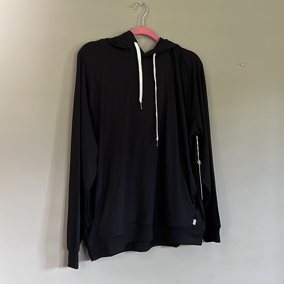 Feat Womens BlanketBlend Move Hoodie. - Picture 8 of 14
